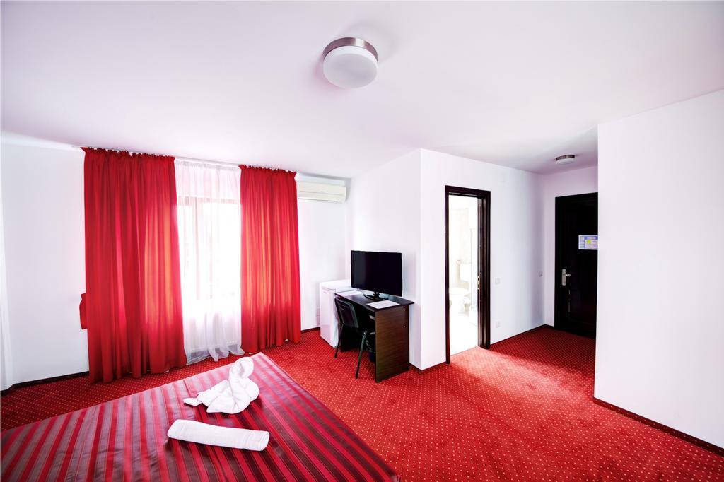 Hotel Thomas 부쿠레슈티 객실 사진