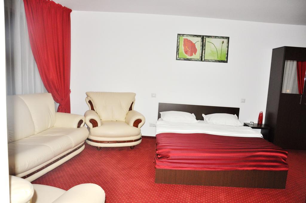 Hotel Thomas 부쿠레슈티 외부 사진