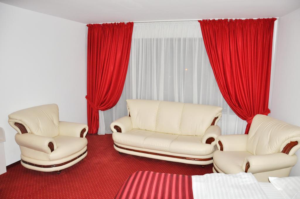 Hotel Thomas 부쿠레슈티 외부 사진