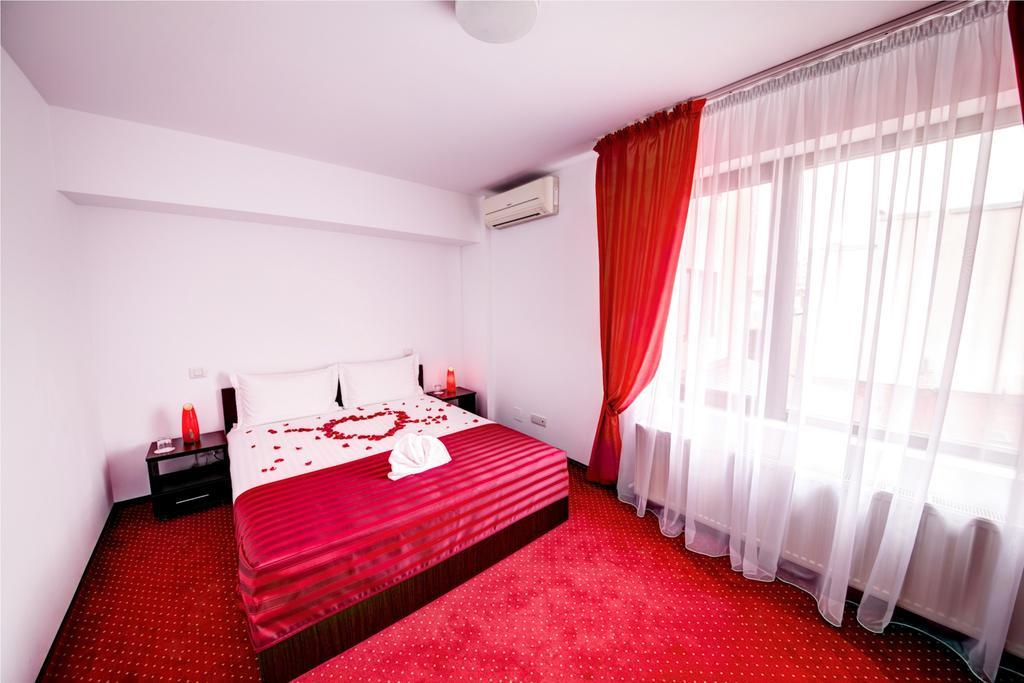 Hotel Thomas 부쿠레슈티 외부 사진